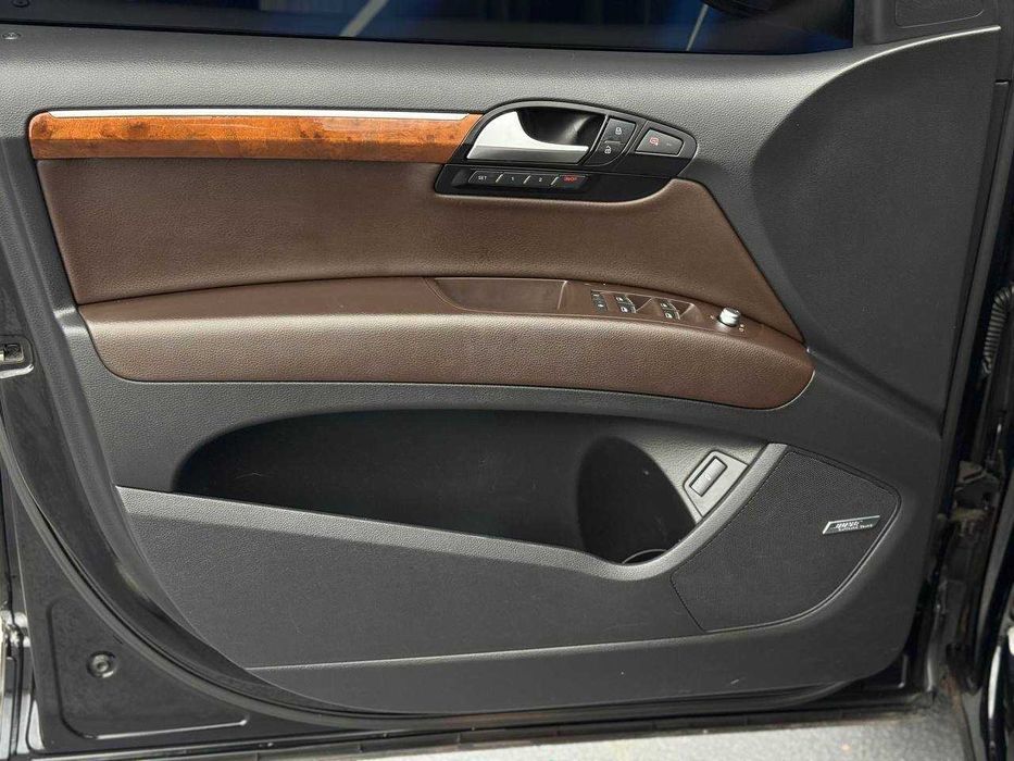 Audi Q7 2015, 3.0 бензин без подкрасов