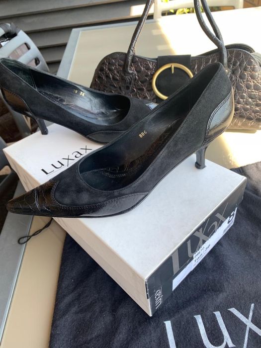Sapatos nº36 em camurça e Mala (conjunto)