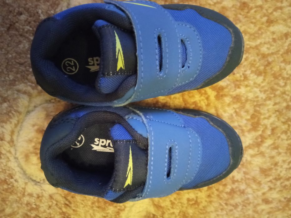 Buty sportowe sprandi r. 22