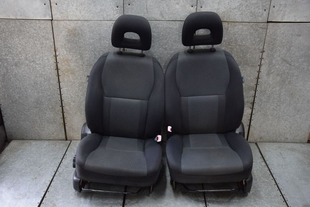 TOYOTA RAV4 II FOTEL FOTELE  BOCZKI