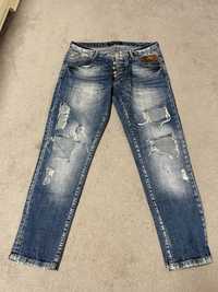 Рваные джинсы турецкой фирмы