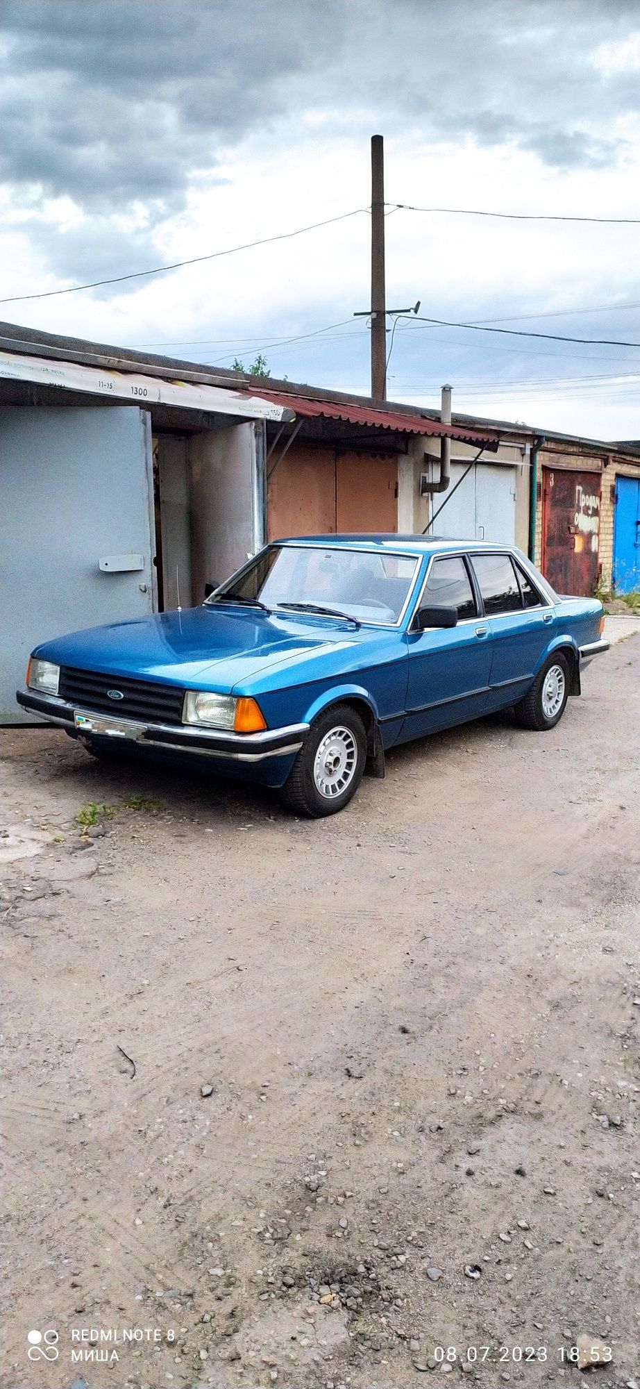 Ford Granada sedan