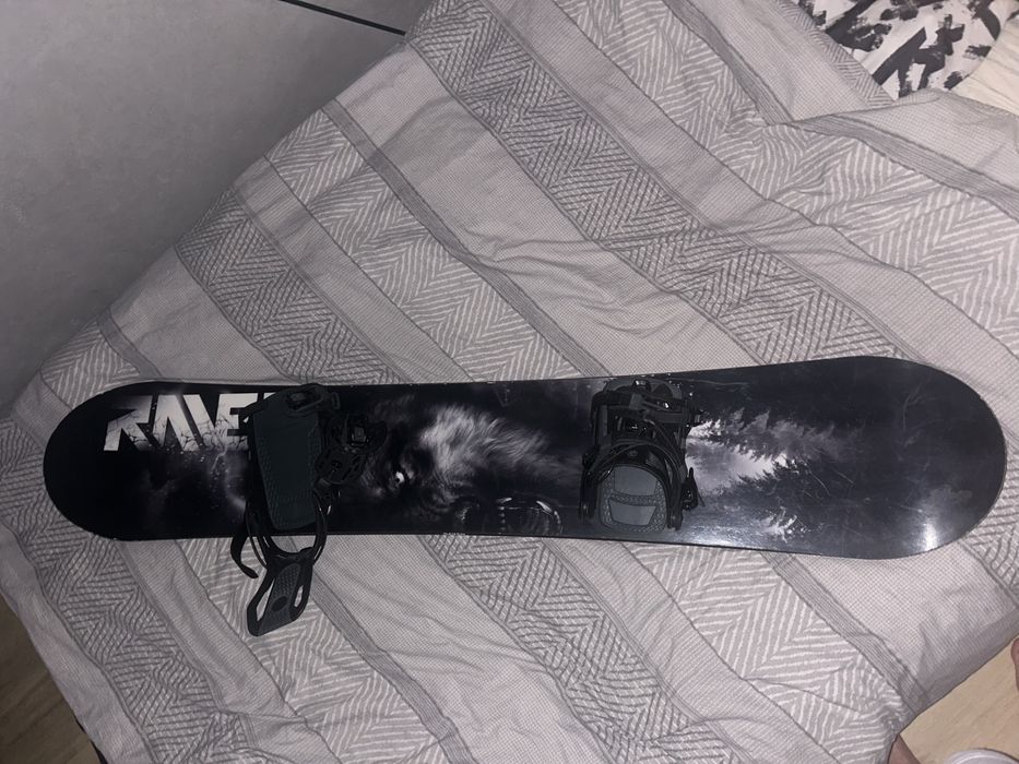Deska snowboardowa Raven Lupus CamRocker + Wiązania Flow Fenix (black)