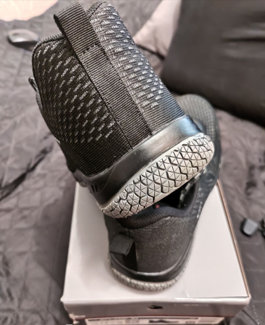 Półbuty ochronne czarne camp s1p adidasy