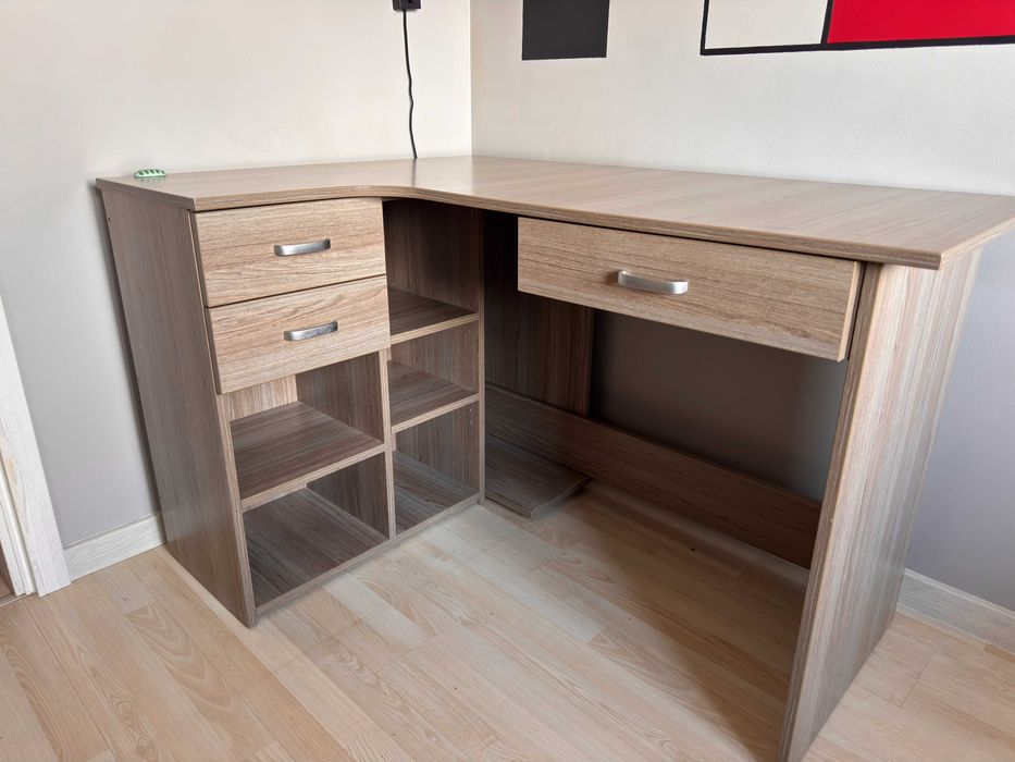 Biurko narożne 130x95