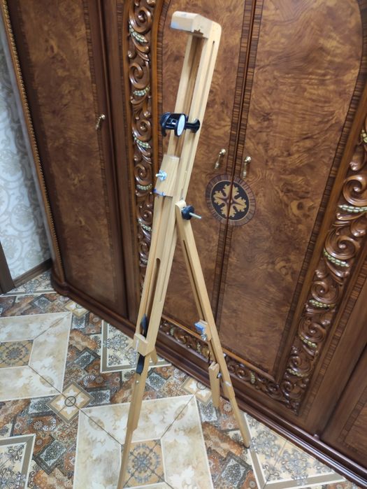 Мольберт-тринога