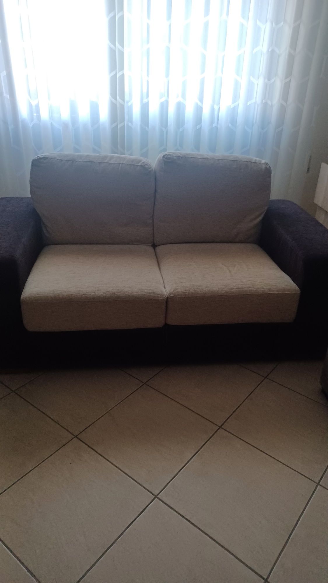 Sofá de 2 lugares