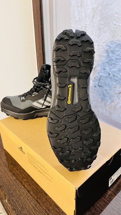 Adidas terrex зимові 39/40 (25.5 см)