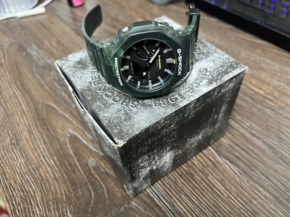 Наручний годинник G-SHOCK, Carbon core guard