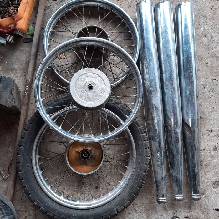 Вихлопні труби,глушители,диск колесо ява 350,JAWA 634,638