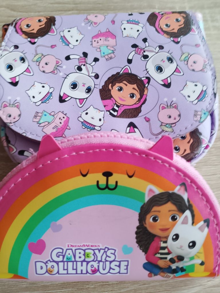 Zestaw dla miłośniczki Gabby's dollhouse torebka i portfelik
Dla prawd