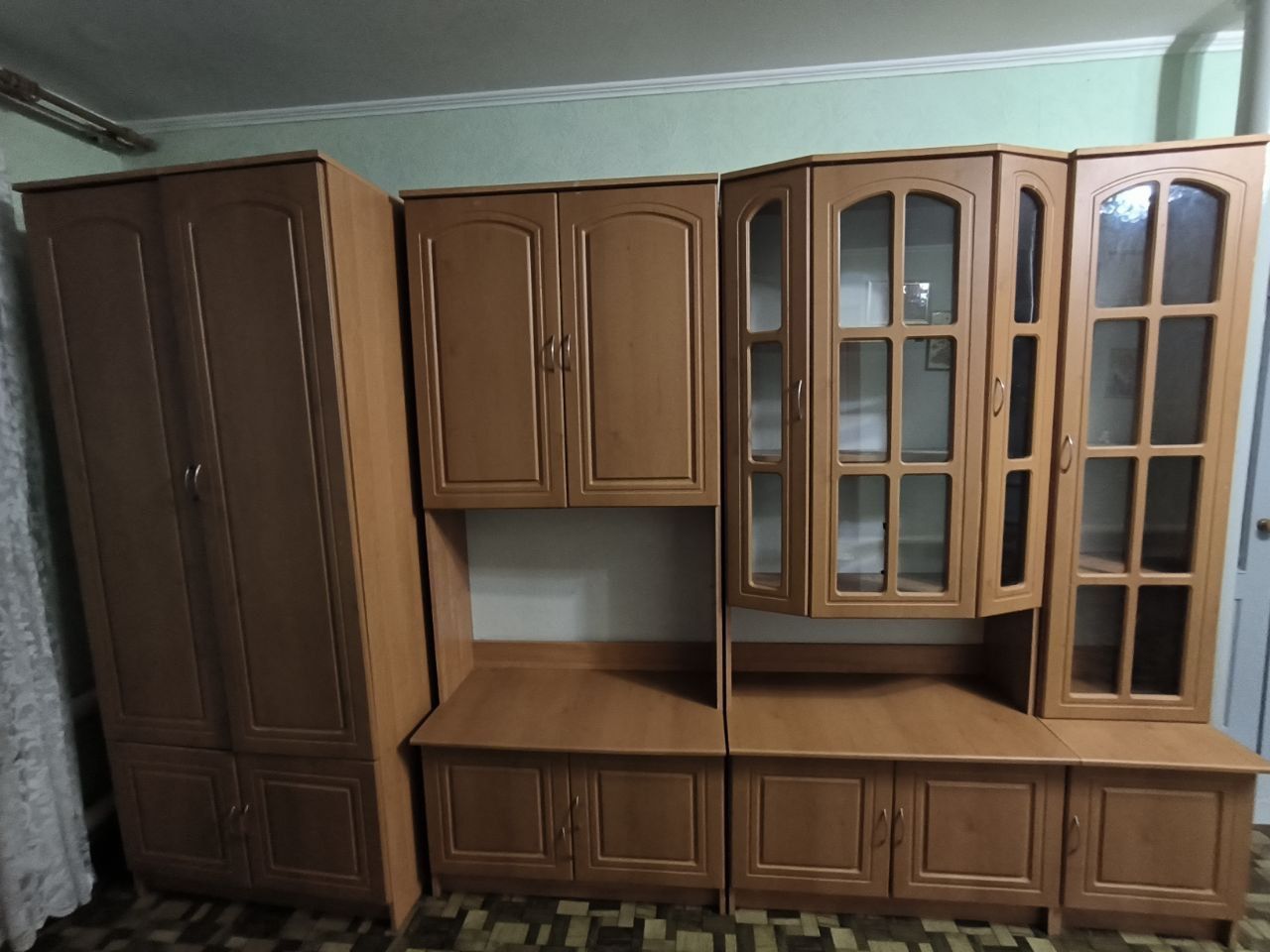 Продам стінку меблеву
