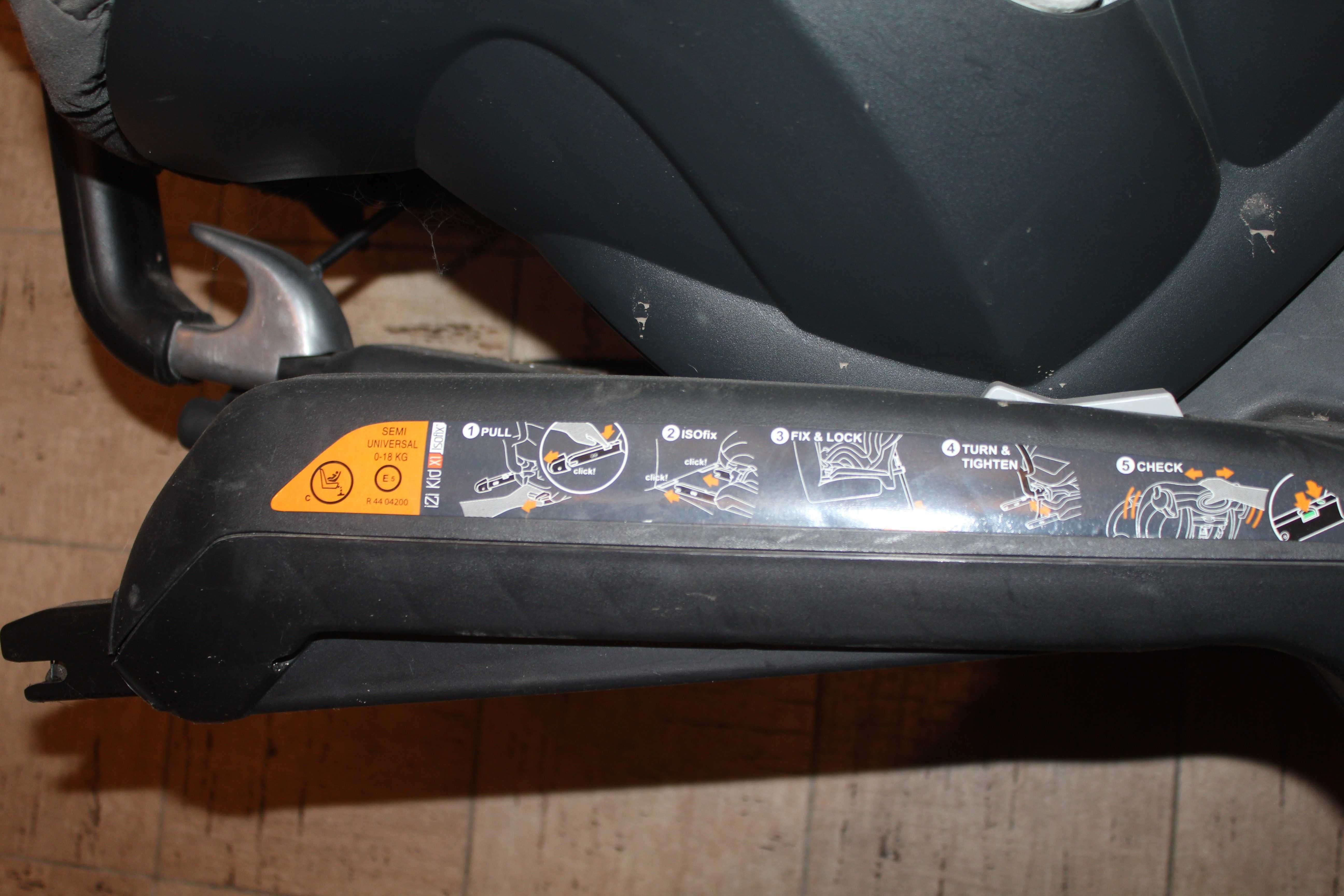 Автокресло BeSafe iZi Kid X1 ISOFIX