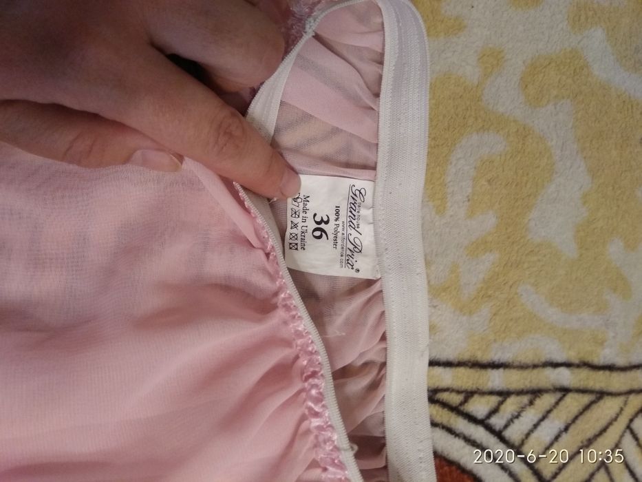 Купальник р.32; юбочка р.36.