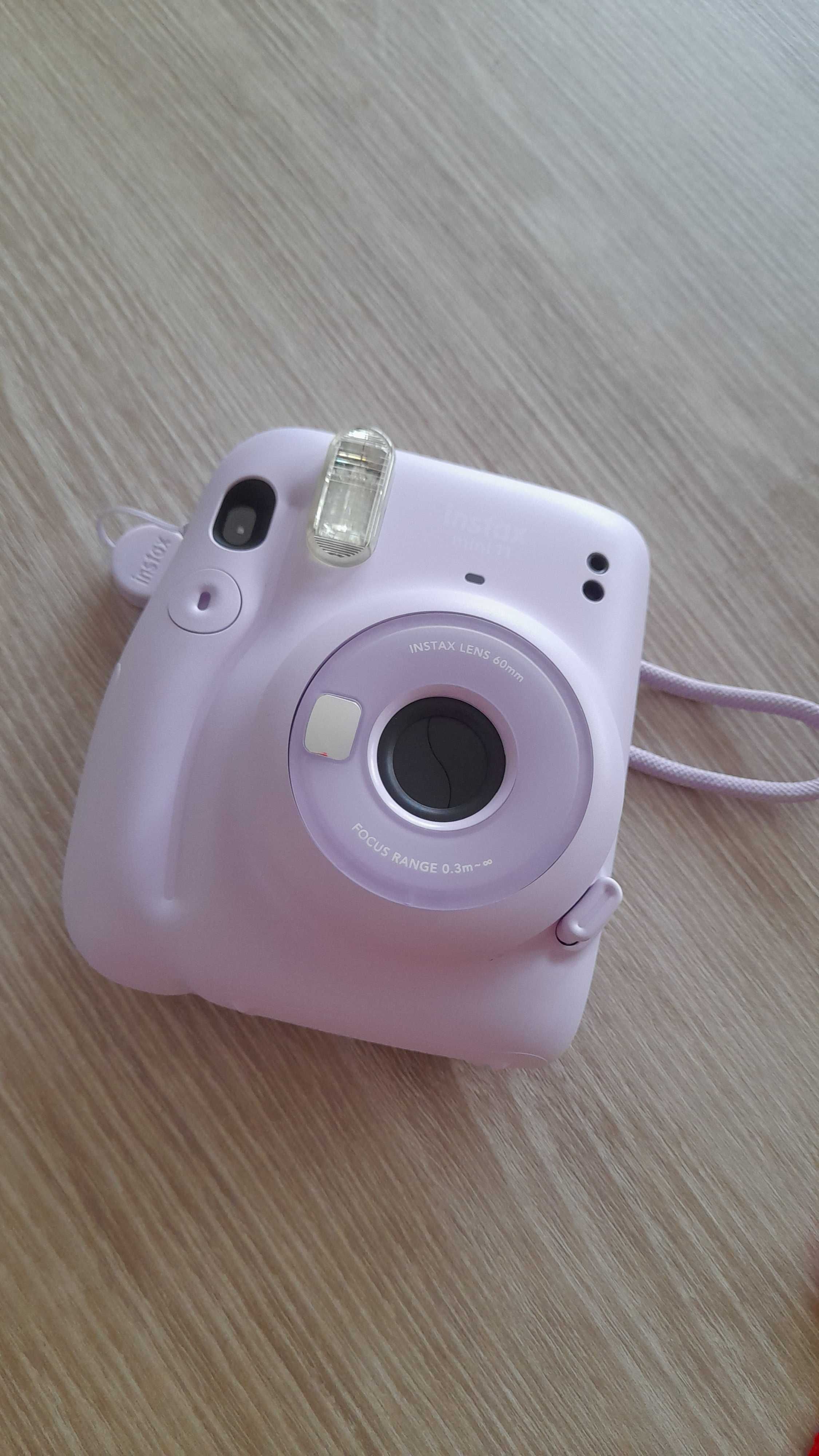 Kit Fujifilm instax mini (máquina, cargas, bolsa e álbum)