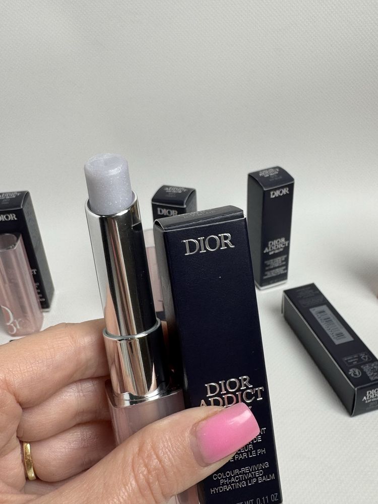Бальзам для губ Dior оновлена версія