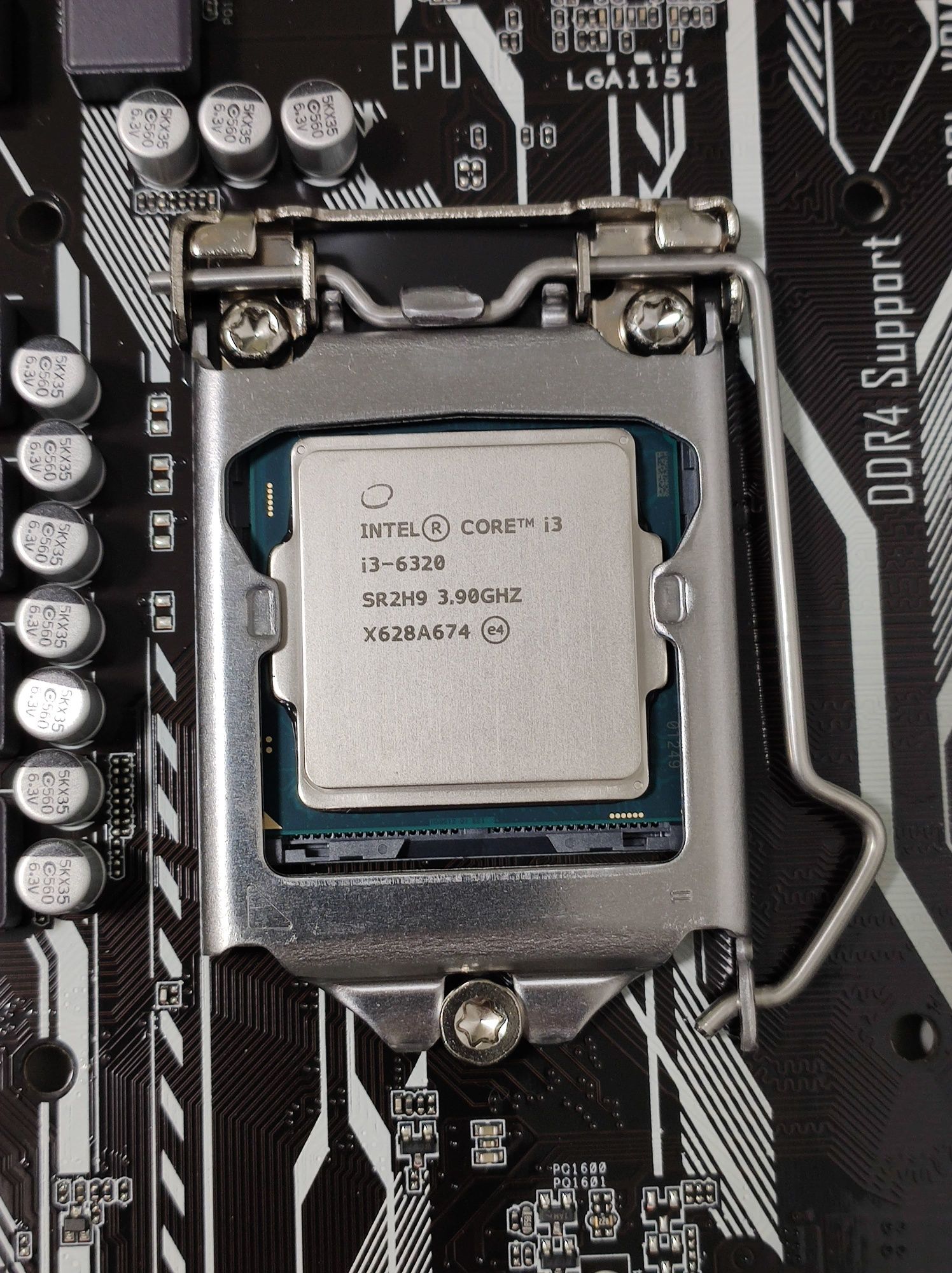 Процессор Intel i3 6320 (skylake) 4mb кеш.