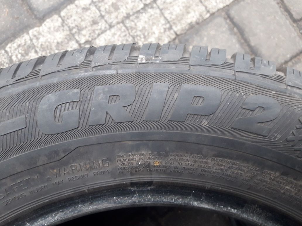 SEMPERIT 205/60R15 91H , pojedyńcza opona zimowa.