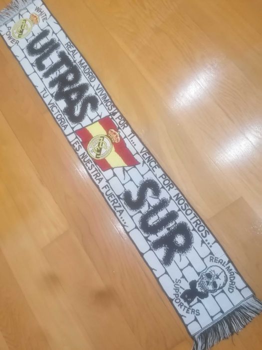 Cachecol Ultras Sur - Claque do Real Madrid - G200
