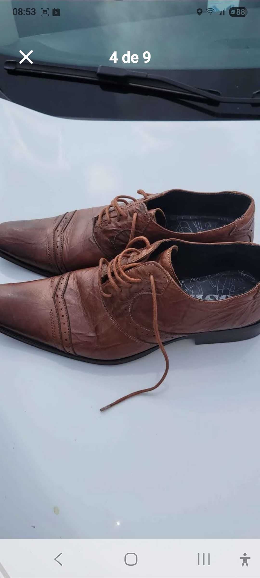 Vendo Sapatos classicos de homem em pele,marca (MÁXIMO DUTTI-MOSHION)