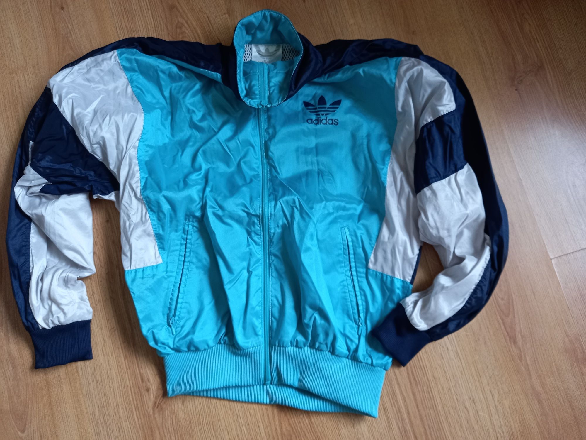 Sprzedam oryginalny akurtka adidas vintage perelka