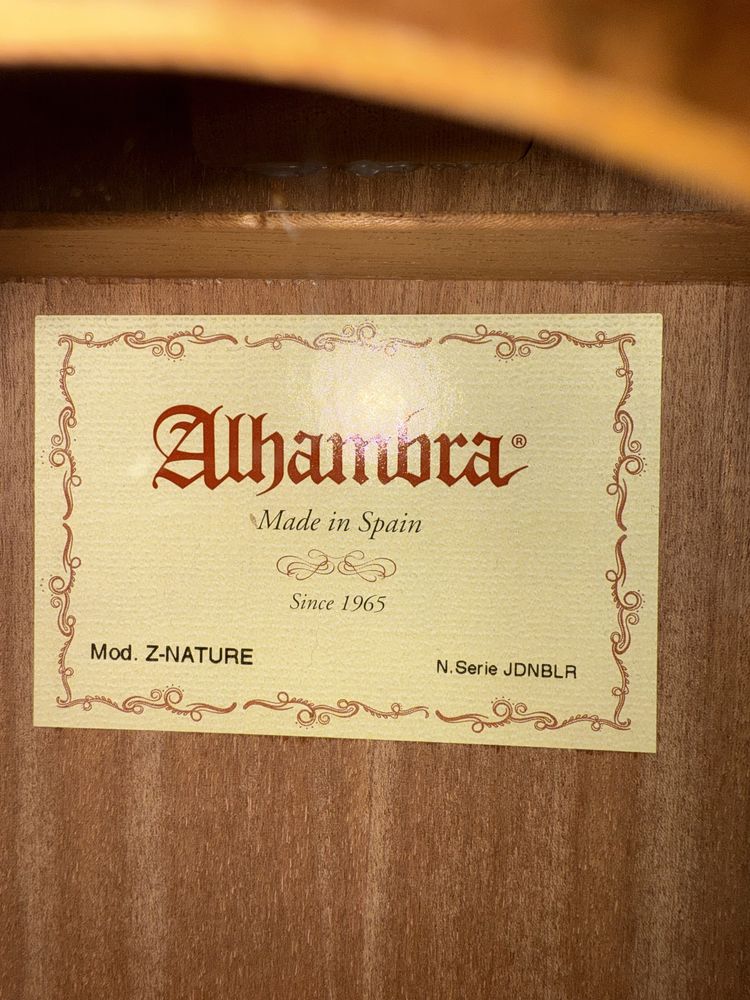 Gitara klasyczna marki Alhambra