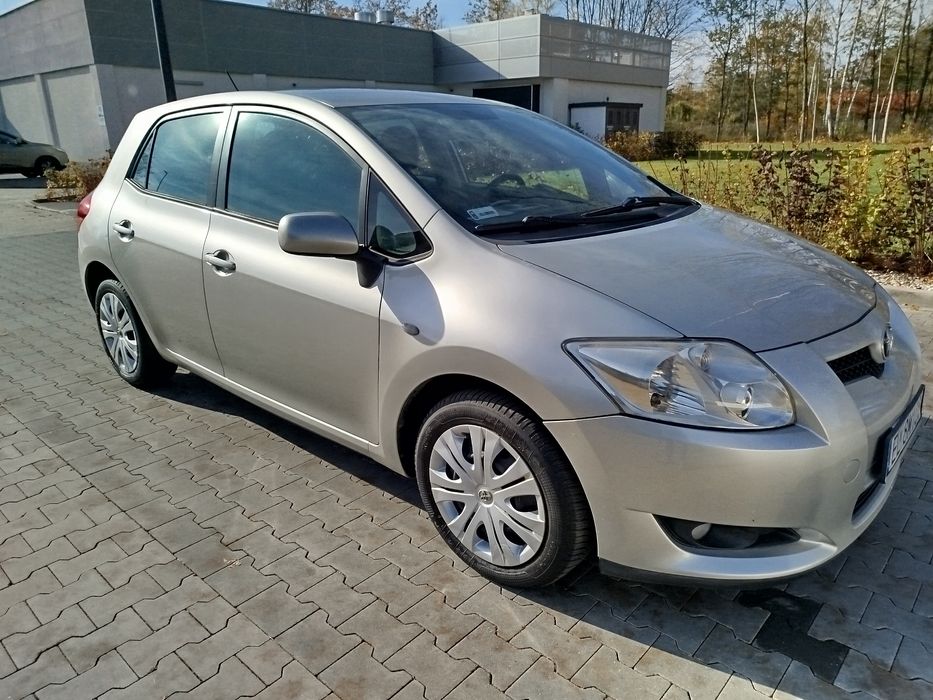 Toyota Auris 1.4 Benzyna * Niski Przebieg 156tys * 5d * Hak *