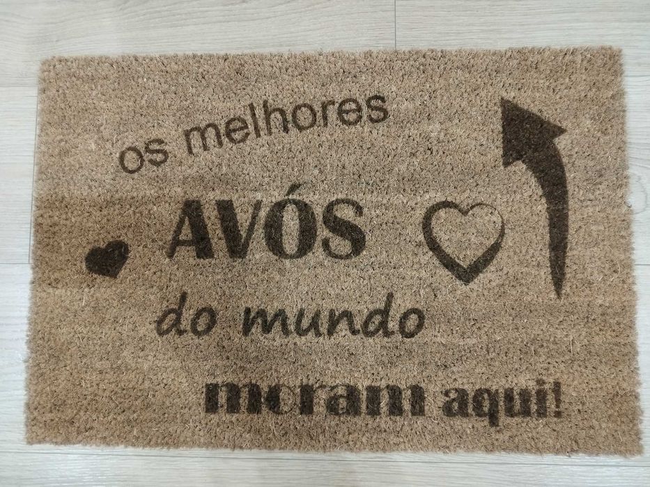 Tapete personalizado com logo ou nome