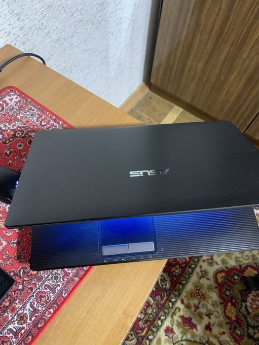 Ноутбук asus k53u