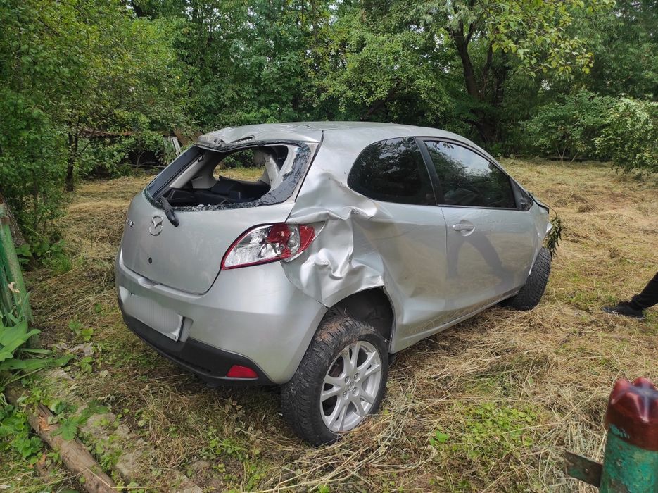 Mazda 2  1,4 дизель , після ДТП