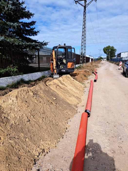 Minikoparka Usługi Roboty ziemne wykopy przyłącza ogrody