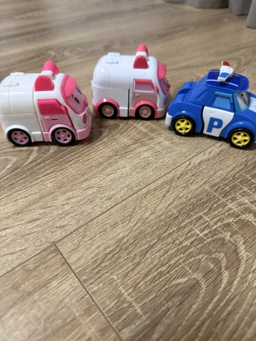 Робокари Поллі, Ембер за все 100 грн