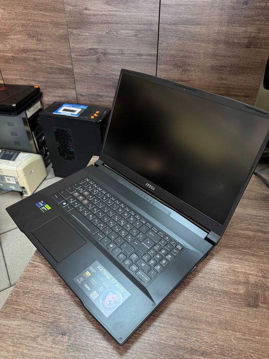 Продам! Ноутбук MSI Katana 17 B13VGK-671 (i9-13900H / RTX 4070)
