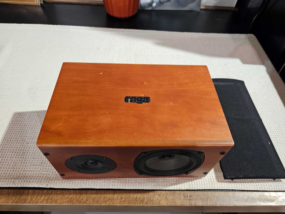 Rega Center Channel Speaker