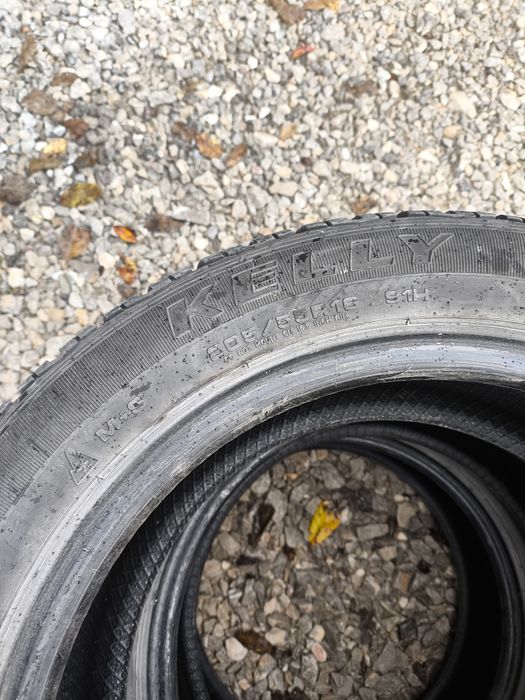 Opony zimowe 205/55 R16 91H 4 sztuki 2019r