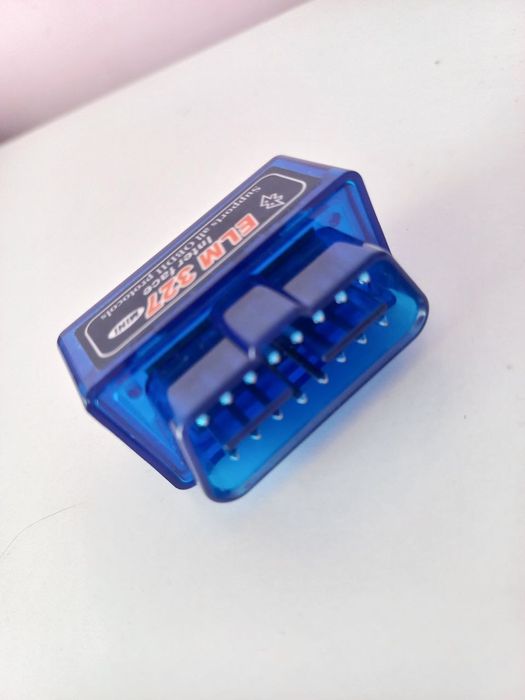 ELM327 OBD2 Bluetooth / Wi-Fi адаптер для діагностики авто