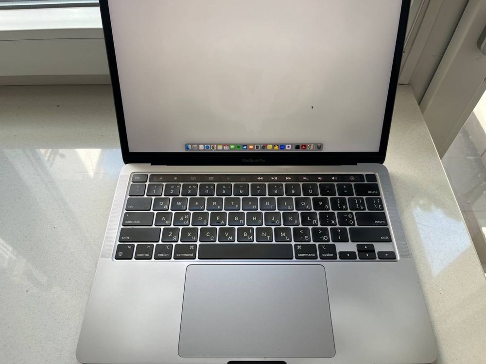 MacBook Pro 13’’ M1 - 8 GB, 256 GB, 2020