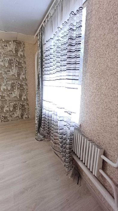 Продам будинок в смт Доброслав с Гаражем і санвузлом.