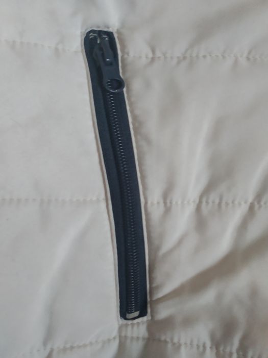 Куртка жіноча, осінньо - весняна