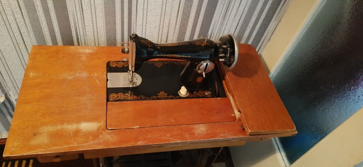 Швейна машина подільська 1950 року
