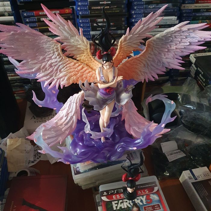 Фигурки little nightmares, resident evil, bloodborne, cyberpunk 2077