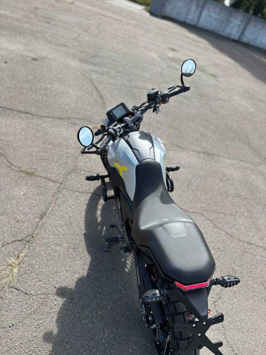 Мотоцикл ZONTES ZT200-GK