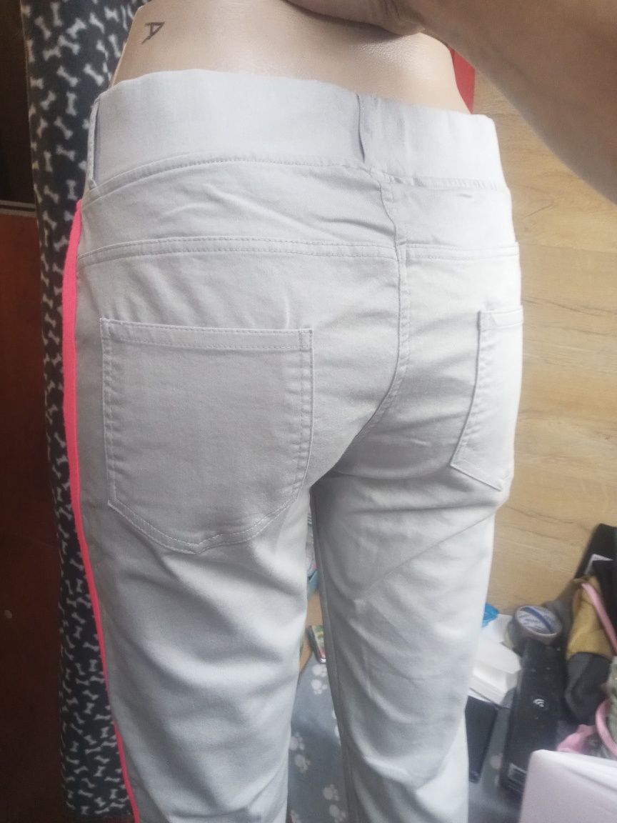 Spodnie bawełna Turcja rozm M i Xl z lampasem wyprzedaż spodni