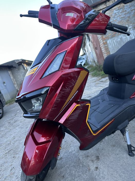 Електро скутер MAXXTER LEON 250