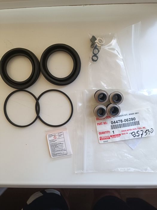 Ремкомплек передних суппортов Toyota Avalon