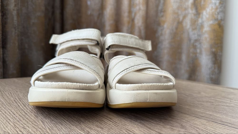 Сандалі жіночі Ecco Chunky