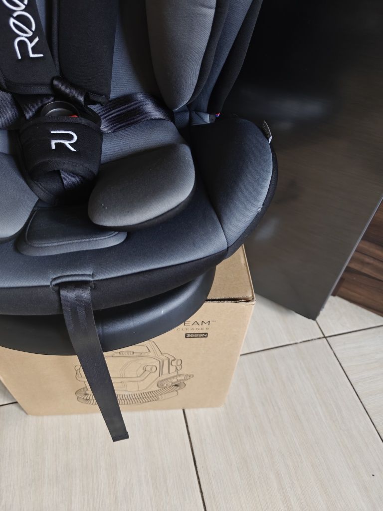 Fotelik samochodowy 0- 36 kg, ISOFIX, obrotowy, i-Size Nowy