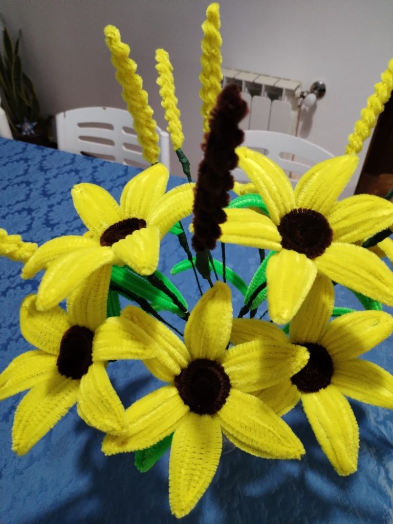Vendo flores eternas, de qualquer cor para todas as ocasiões