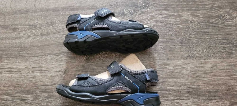 Сандалии детские ECCO BIOM RAFT черные EU 28. Проверенная классика!