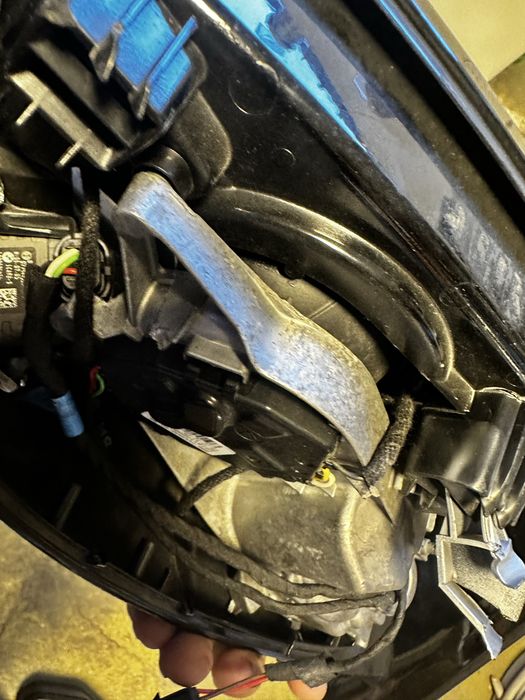 Lusterko G30 - G31 USA 9 Pin